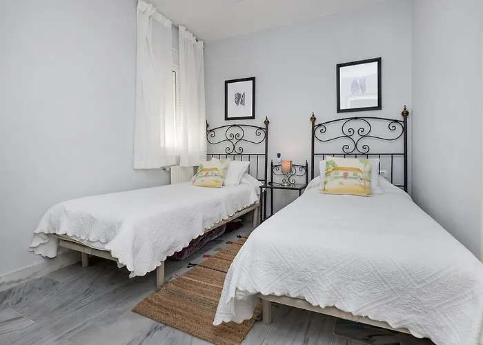 Bhost - Parque Del Sol Marbella